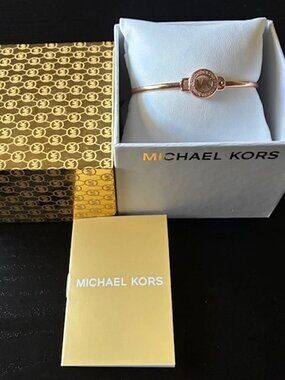 NWT MICHAEL KORS MK Logo Rose Gold Crystal Bangle Bracelet